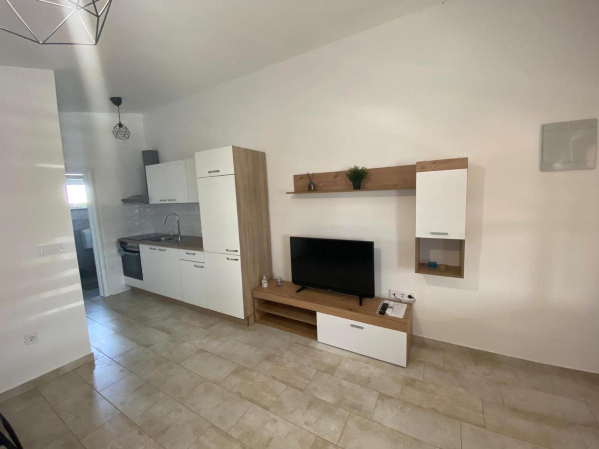 Zrinec Apartment Vir Exterior foto