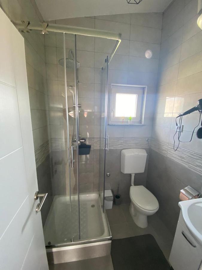 Zrinec Apartment Vir Exterior foto