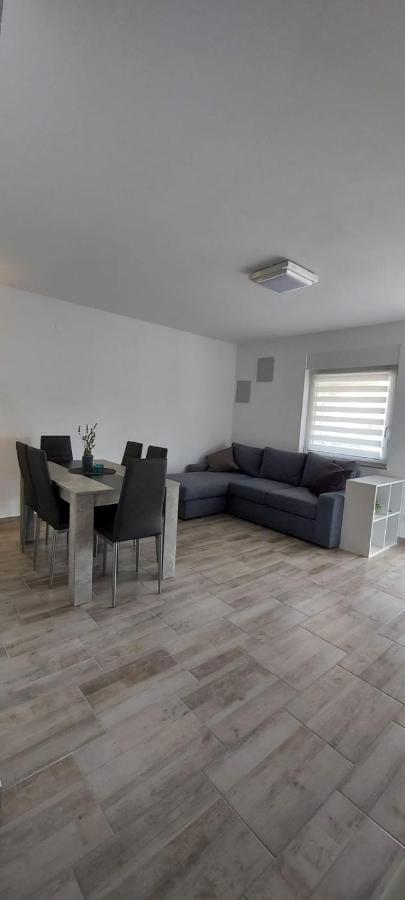 Zrinec Apartment Vir Exterior foto
