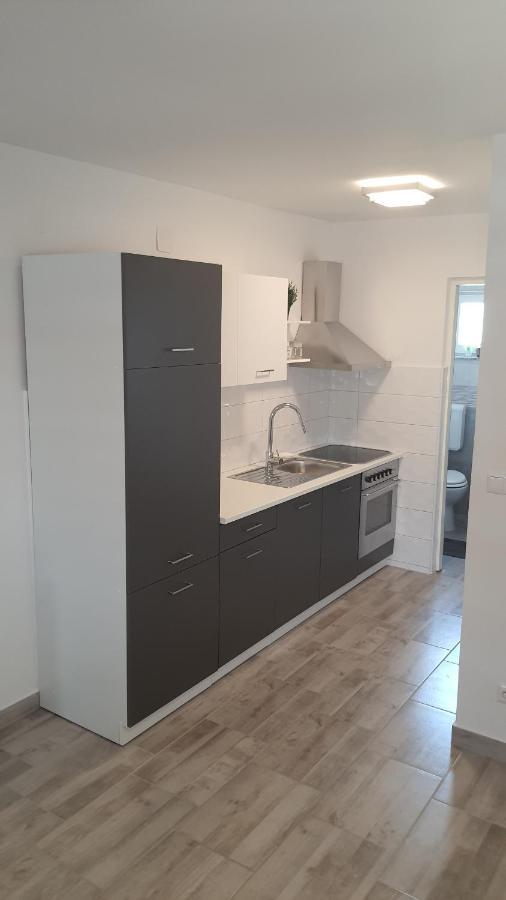 Zrinec Apartment Vir Exterior foto