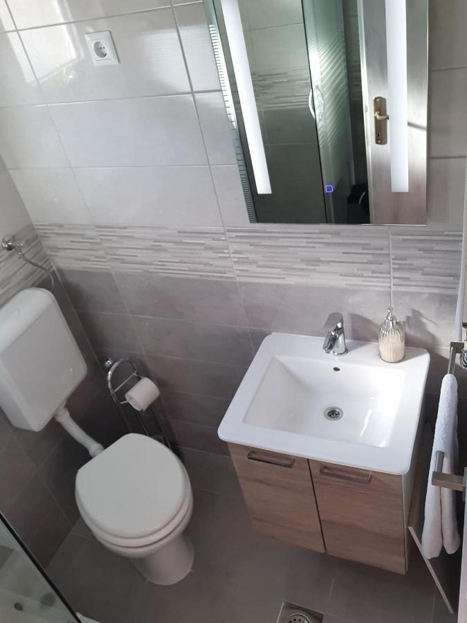 Zrinec Apartment Vir Exterior foto