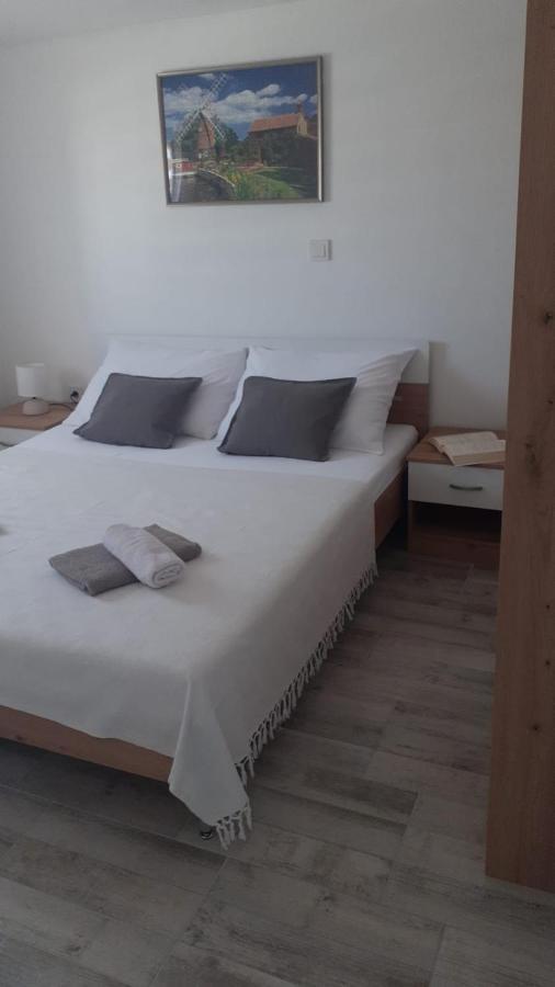 Zrinec Apartment Vir Exterior foto